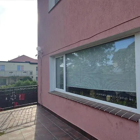Pink House 250 M Od Morza Ferienhaus